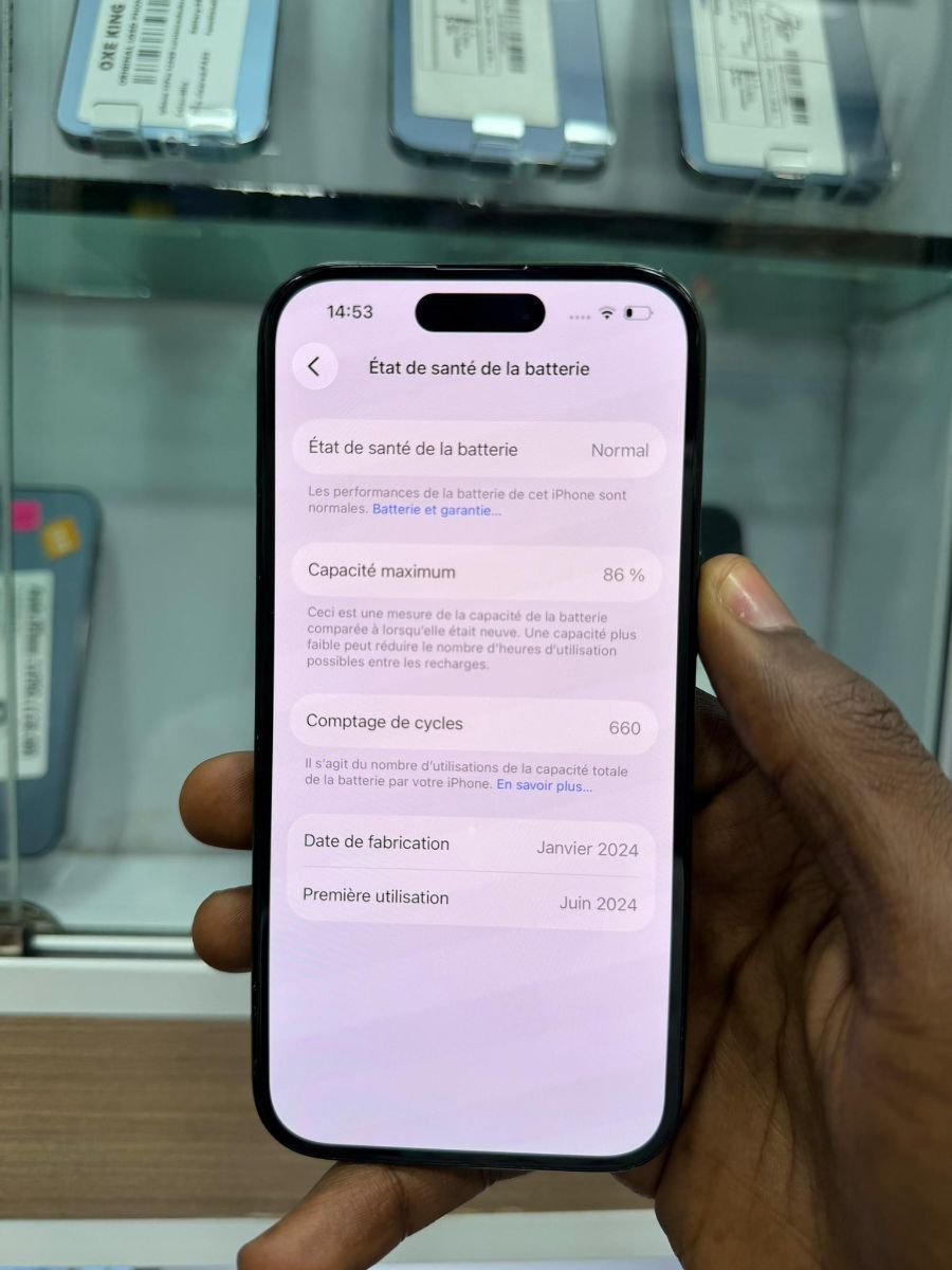 I PHONE 15 SIMPLE
