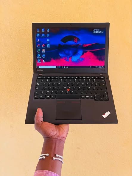 🖥️Lenovo  X240