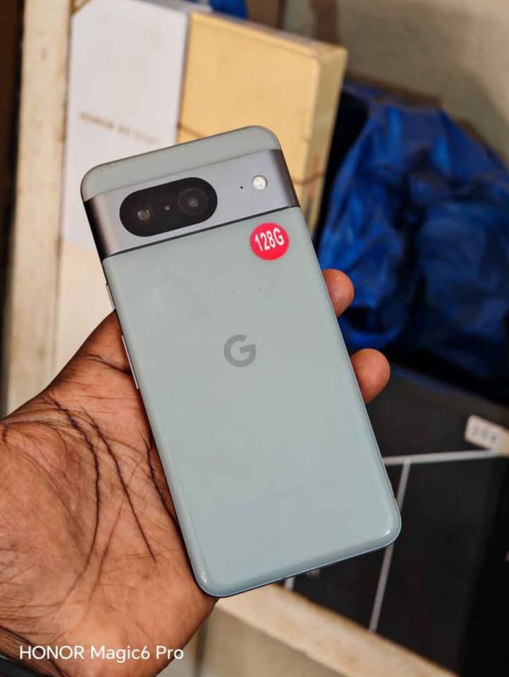 Google pixel 8 128GB. Ram8