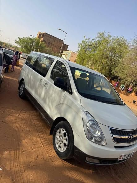 Mini Bus Marque Hyundai H-1