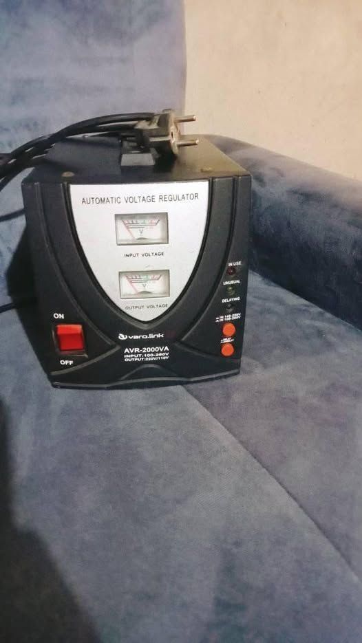 Régulateur 2000V