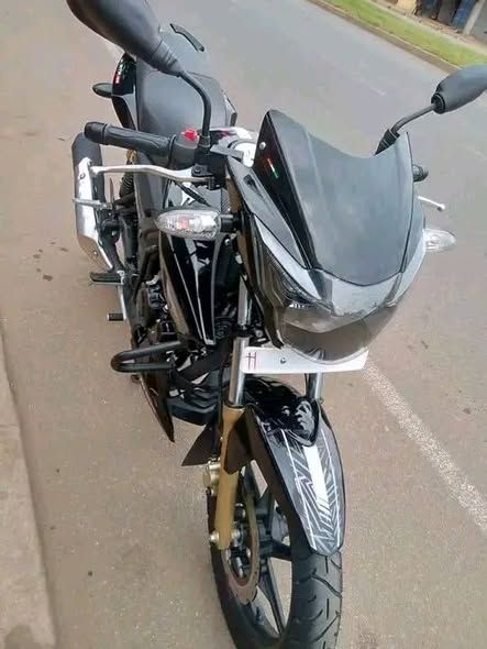moto apash TVS