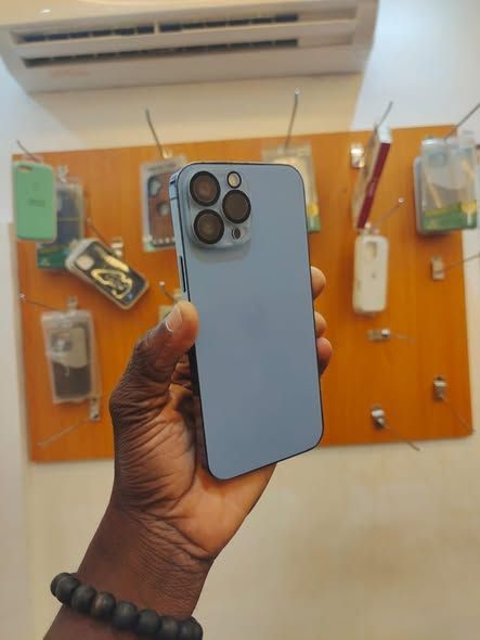 iPhone 13pro max 256gb