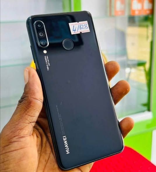 Huawei P30 neuf 128gb ram4