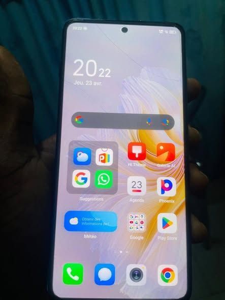 Marque: tecno camon20  Stockage: 256GB
