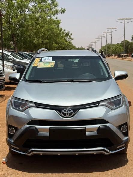 TOYOTA RAV4 2016