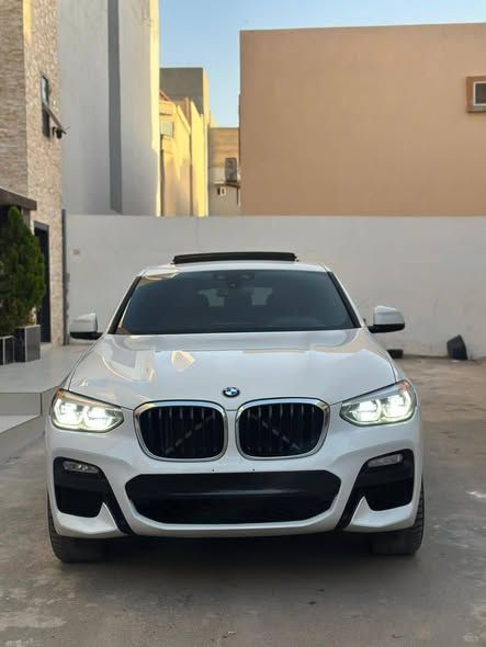 BMW X4 transmission intégrale xDrive.
