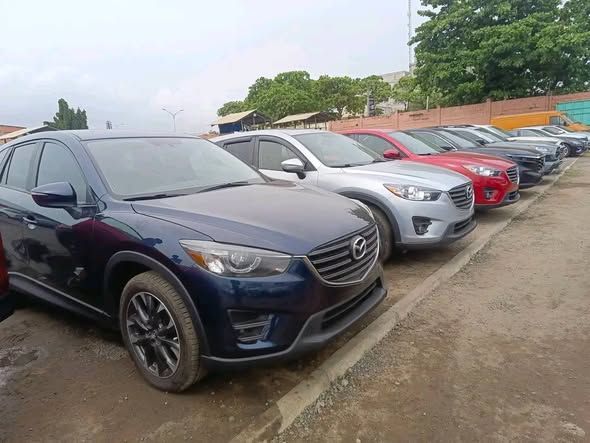 VOITURE DU MOMENT MAZDA